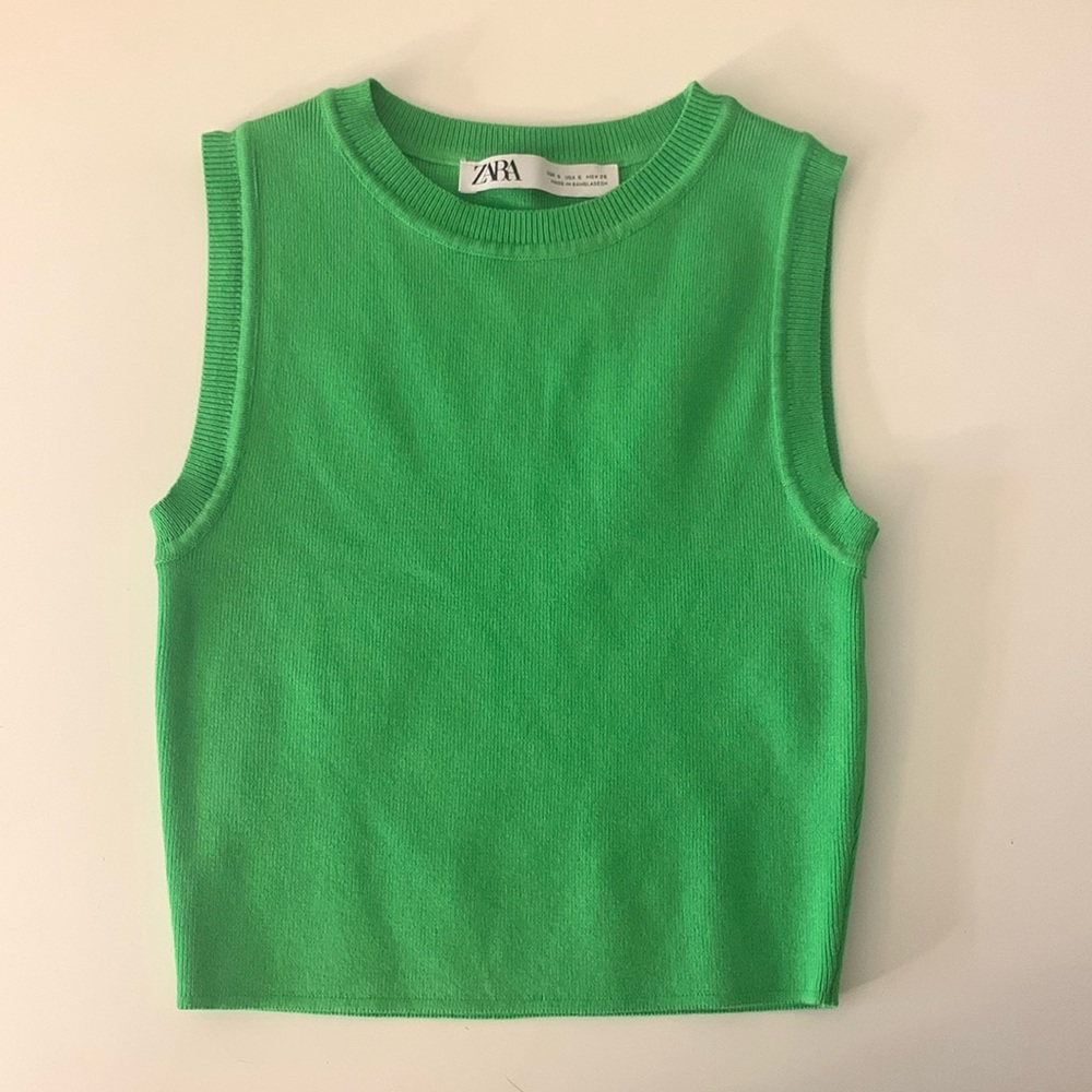 Zara Sleeveless Crop Top